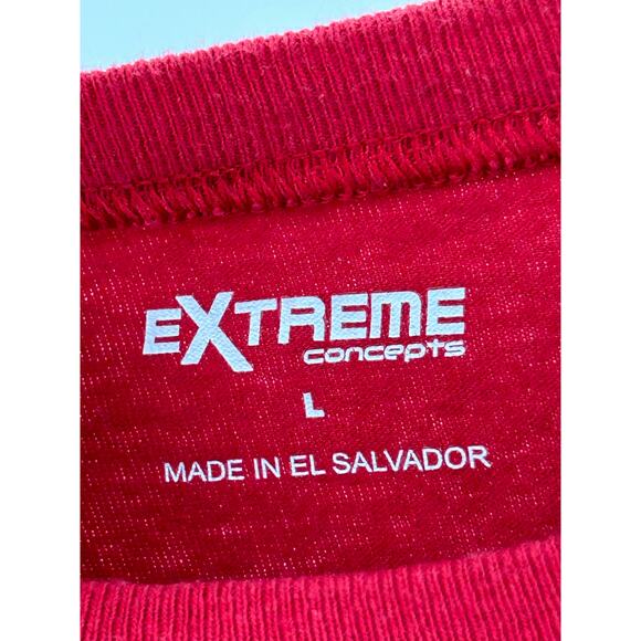 LIT Men’s Large Red Christmas T-Shirt Holiday Theme short sleeve - Picture 6 of 7